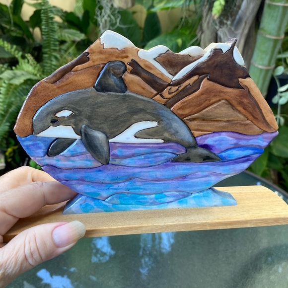 Beautiful Wood Art Of Whale & Scenic Landscape - Picture 2 of 6